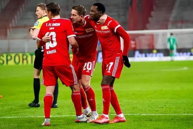 曝瓜迪奥拉将与曼城续约1年 双方达成原则性协议